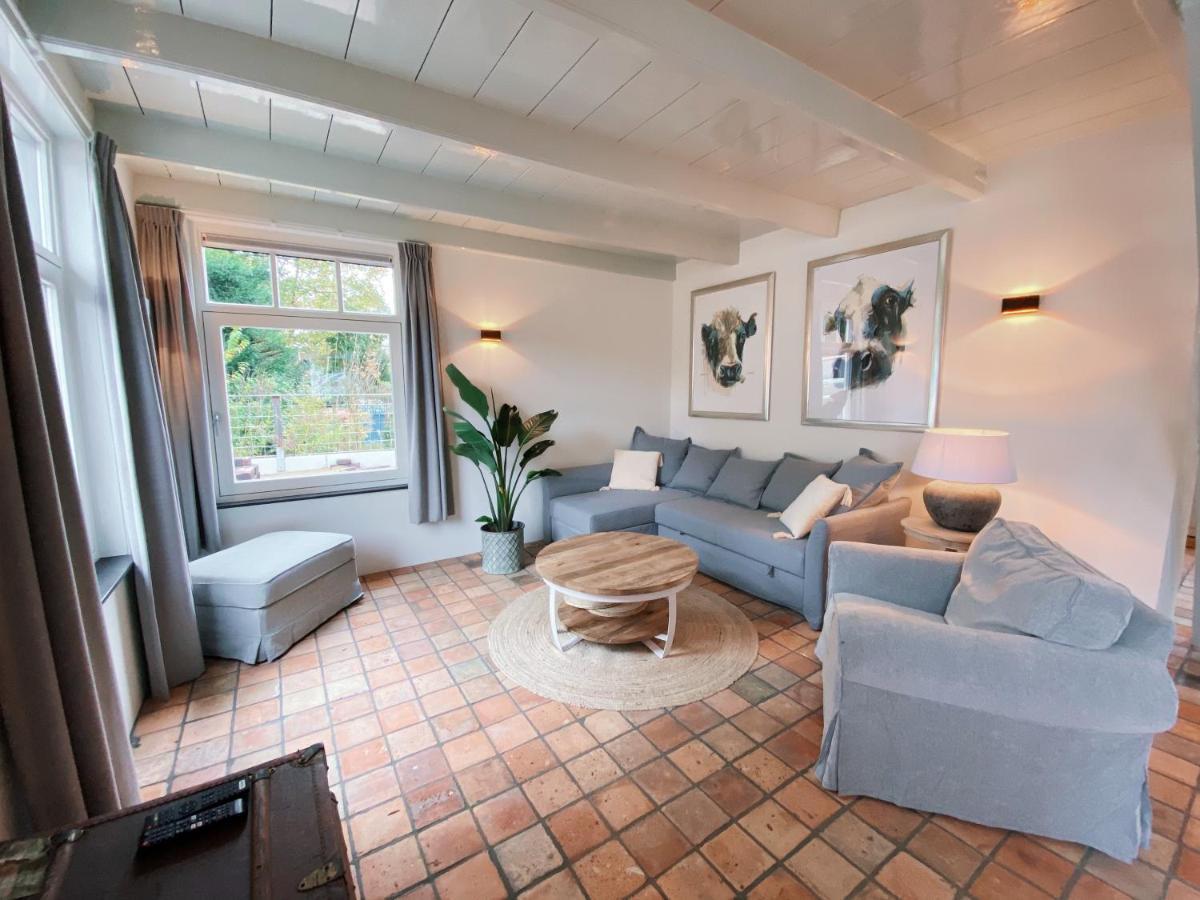 Cozy Historical Cottage ワッセナー エクステリア 写真