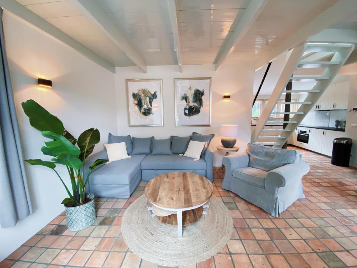Cozy Historical Cottage ワッセナー エクステリア 写真